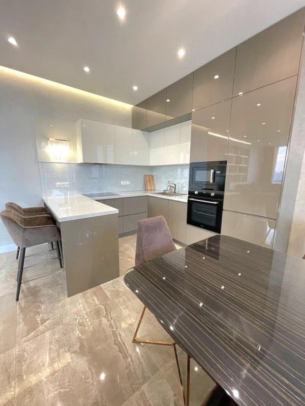 Vip Apartment 120M2 With Panoramic Windows, 22 Floor. Obolon Киев Экстерьер фото
